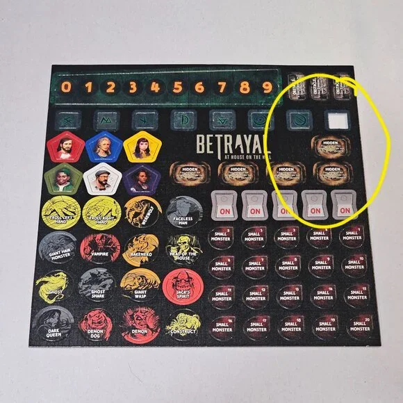 Betrayal at the House on the Hill Board Game Avalon Hill Edition 3 - Picture 10 of 16